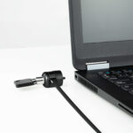 Cable tooq seguridad con llave para portatiles 1.5m - Imagen 4